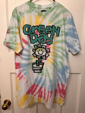 Green Day Large Tie-Dye Band Tee - Multicolor